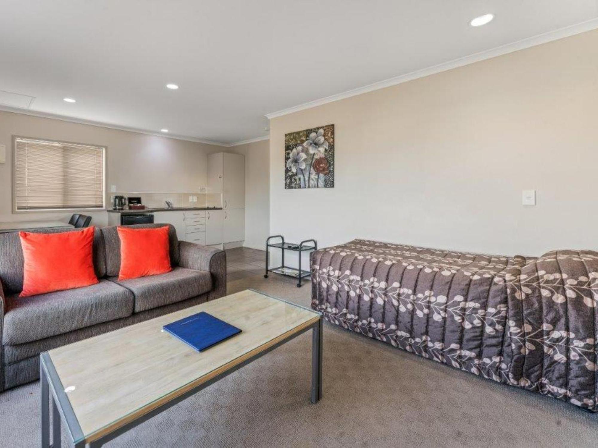 Cottage Park Thermal Motel Tauranga Room photo
